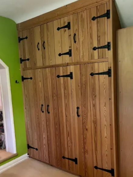 Built-in wardrobes repainted - before